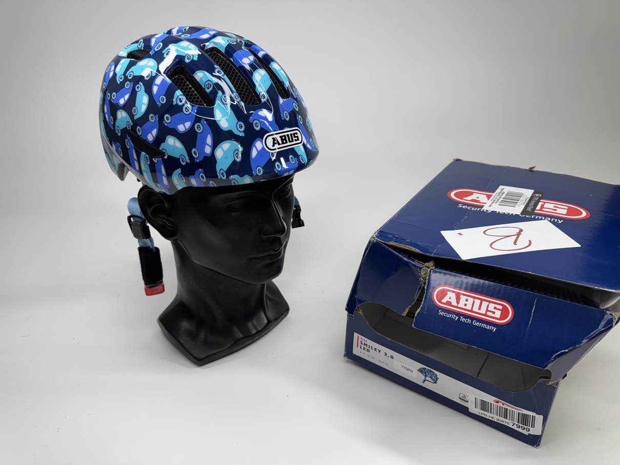 ABUS Smiley 3.0 LED Fahrradhelm - Größe 45-50cm #7689 - Black Forest Deals
