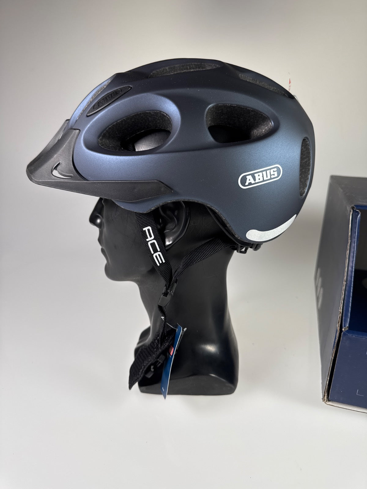ABUS Youn-I ACE Fahrradhelm - Größe 52-57cm #8631 