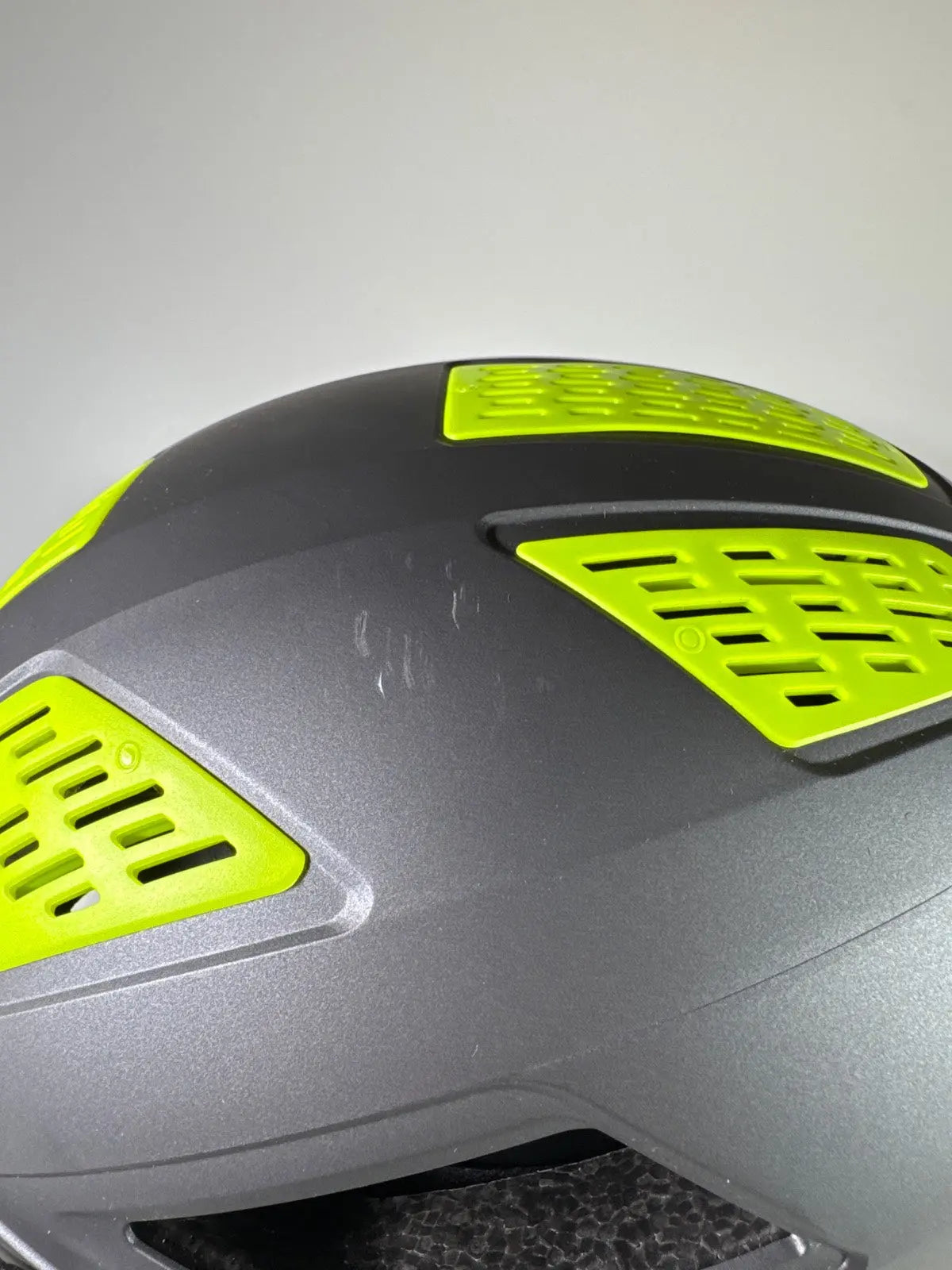 Abus Hyban 2.0 Ace Fahrradhelm - Größe 52-58cm #9023