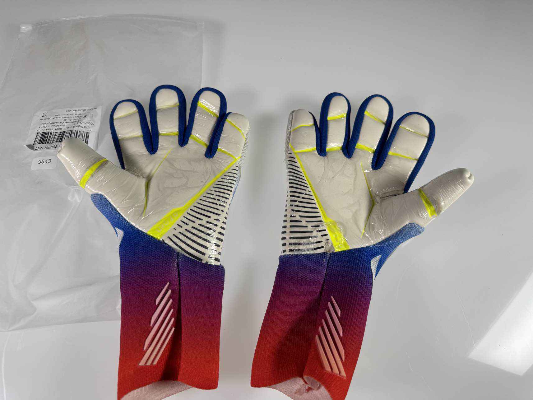 Adidas Predator Pro Torwarthandschuhe Bunt (WM-Design) | Retoure Note 1 | #9543 