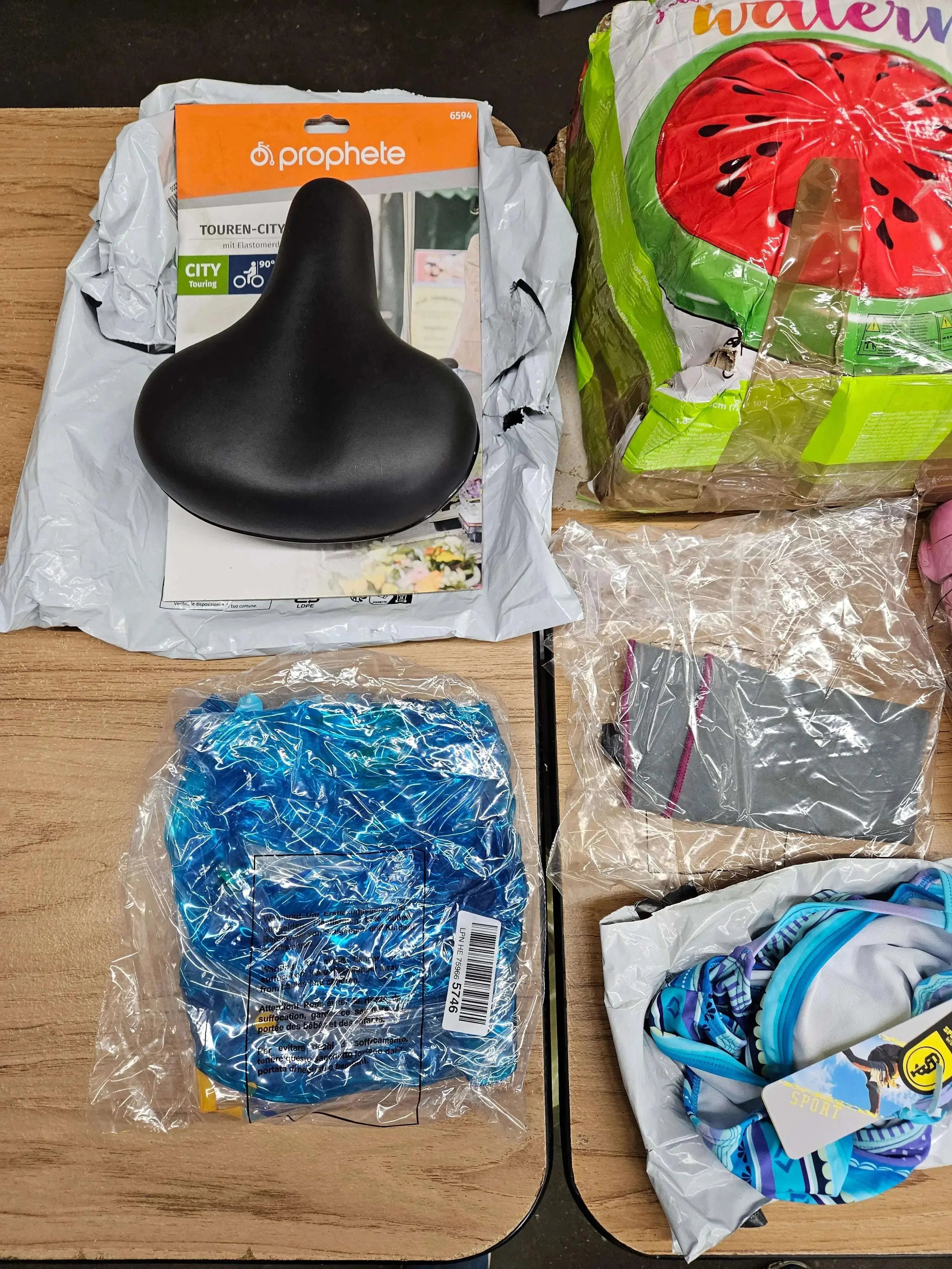 Amazon Retourenware Kiste #2401239 - Black Forest Deals