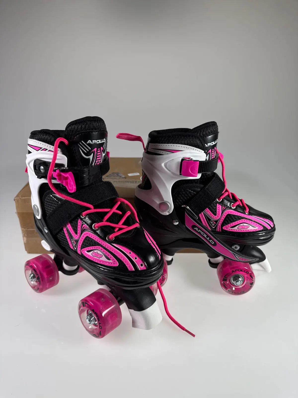 Apollo Super Quad X Pro verstellbare LED-Rollschuhe Gr. 31-34 #10948 