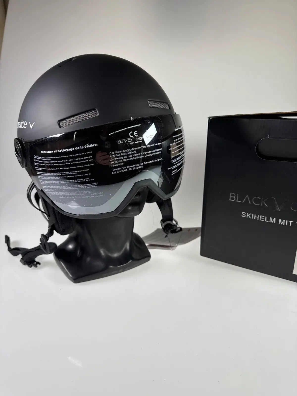 Black Gstaad Skihelm - Größe 58-61cm #11029 
