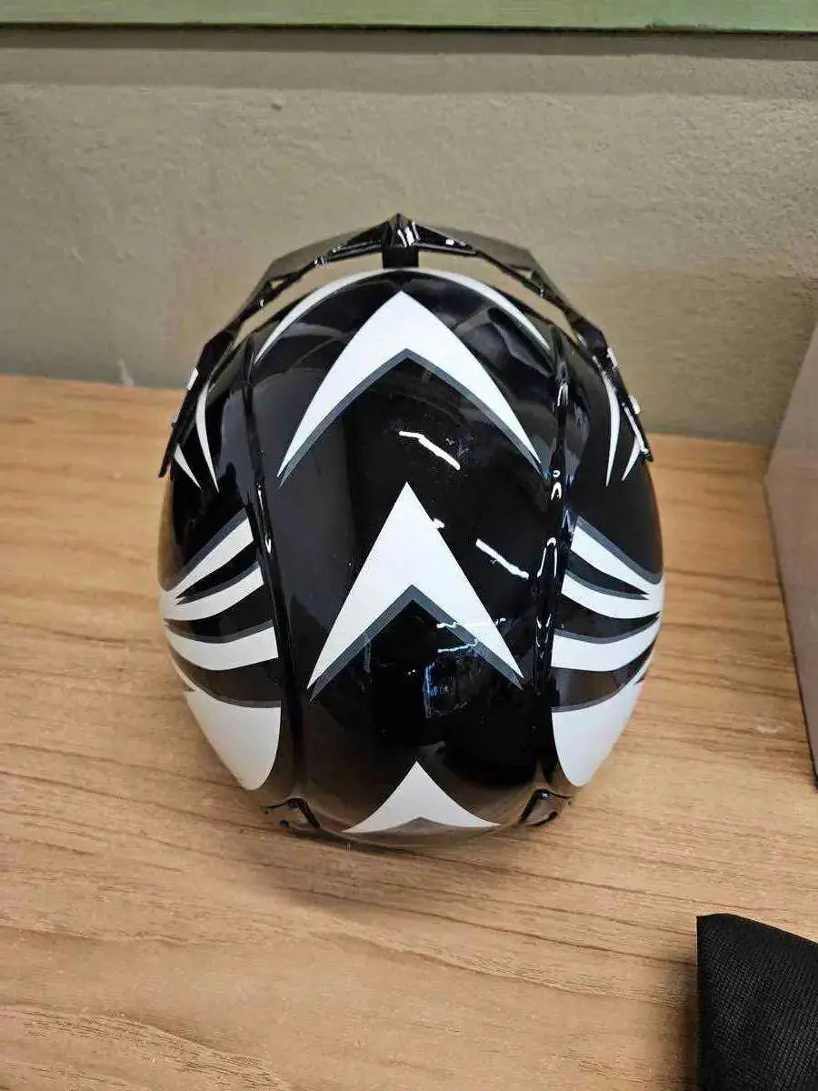 EOLE Crosshelm - Größe L #4606 - Black Forest Deals