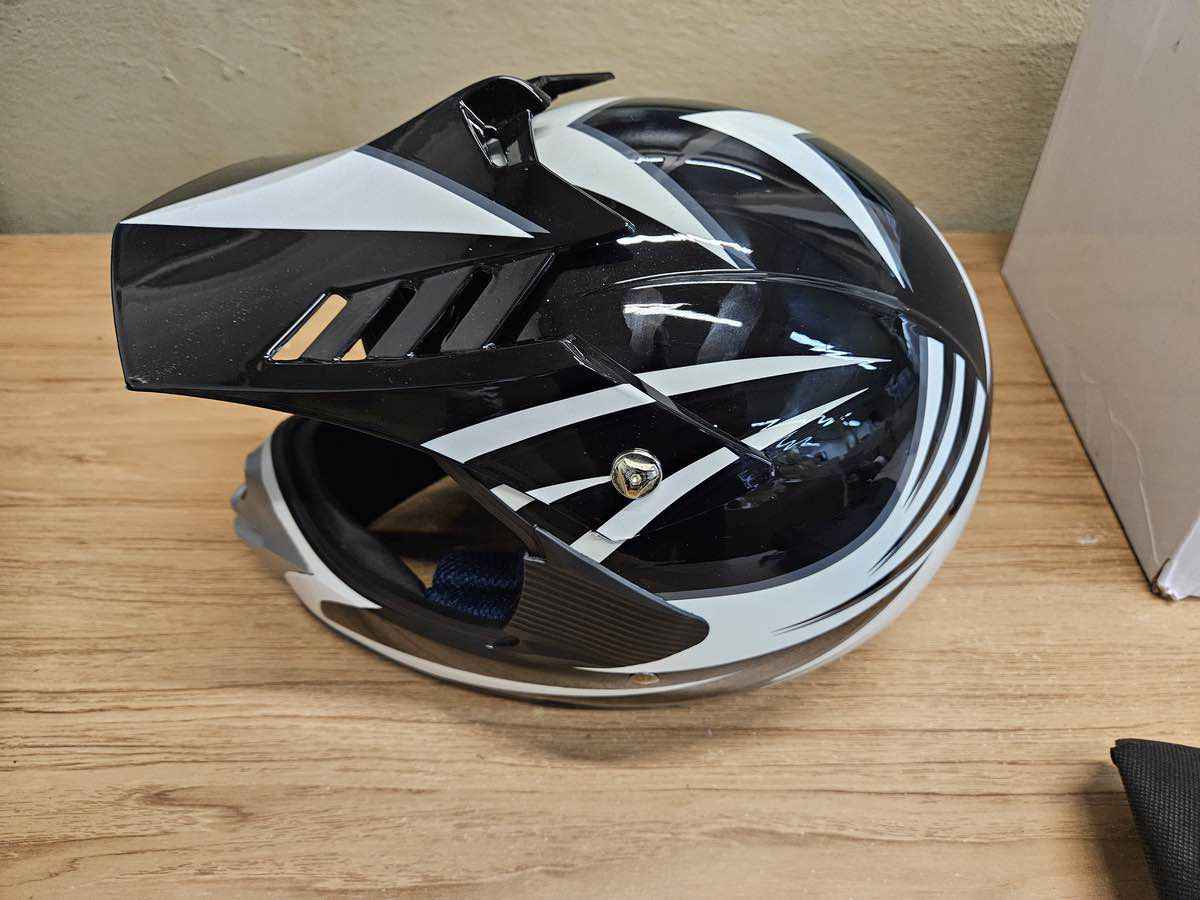 EOLE Crosshelm - Größe L #4606 - Black Forest Deals