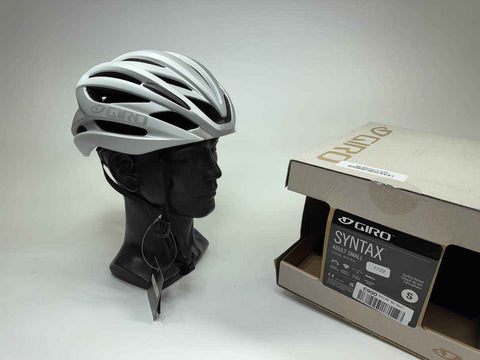 Giro Syntax Fahrradhelm - Größe 51-55cm #7722