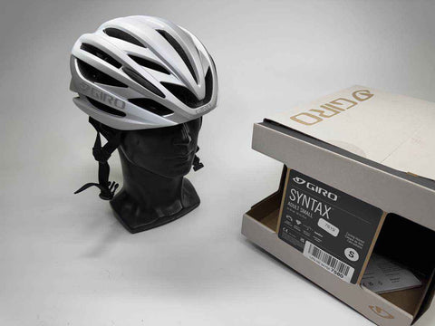 Giro Syntax Fahrradhelm - Größe 51-55cm #7619