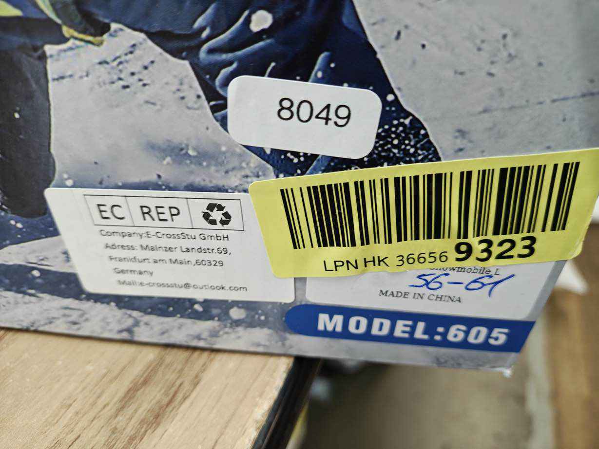 Findway Unisex Skihelm - Größe 56-61 cm #8049 - Black Forest Deals