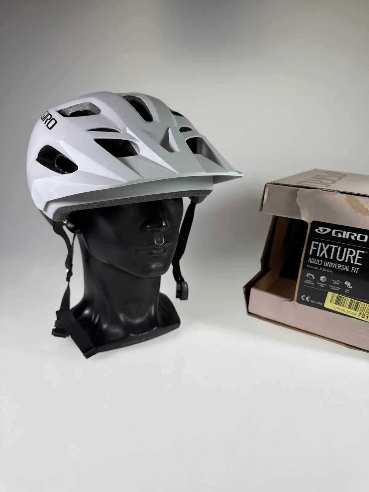 Giro Fixture Fahrradhelm - Größe 54-61cm #10808 