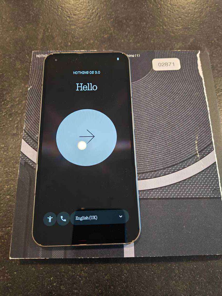 Nothing Telefon (1) - 12 GB RAM + 256 GB #2871