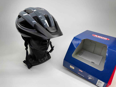 ABUS Macator Fahrradhelm - Größe 51-55cm #4253