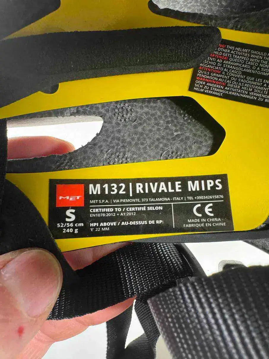 MET Rivale MIPS Schwarz S (52-56cm) | Retoure Note 1 | #9311 