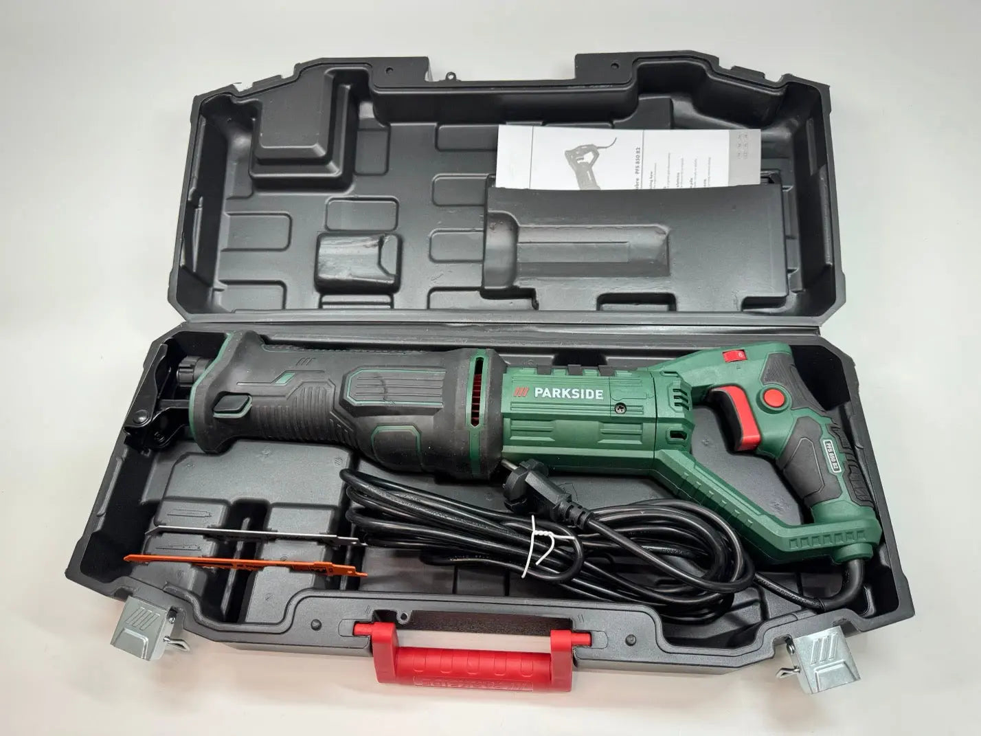 PARKSIDE PFS 850 B2 SÄBELSÄGE - RESPOSTEN / A-Ware - Black Forest Deals