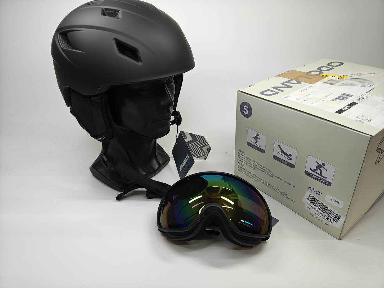 Odoland Skihelm und Skibrille Set - Größe 52-55 cm #8045