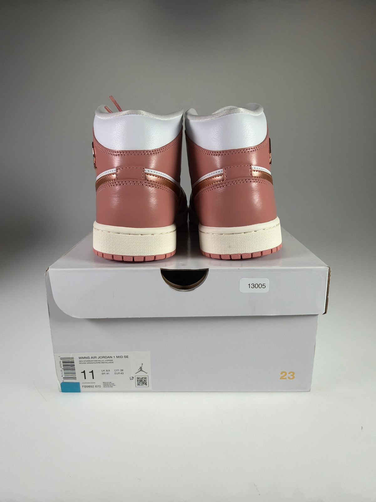 Air Jordan 1 Mid SE - Größe EU 43 #13005