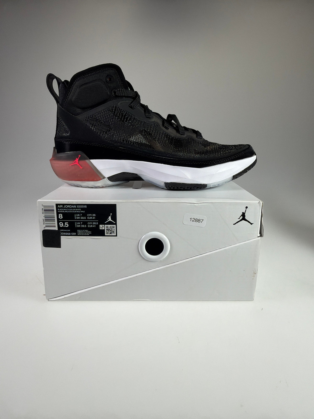 Air Jordan Xxxvii - Größe EU 41 #12887