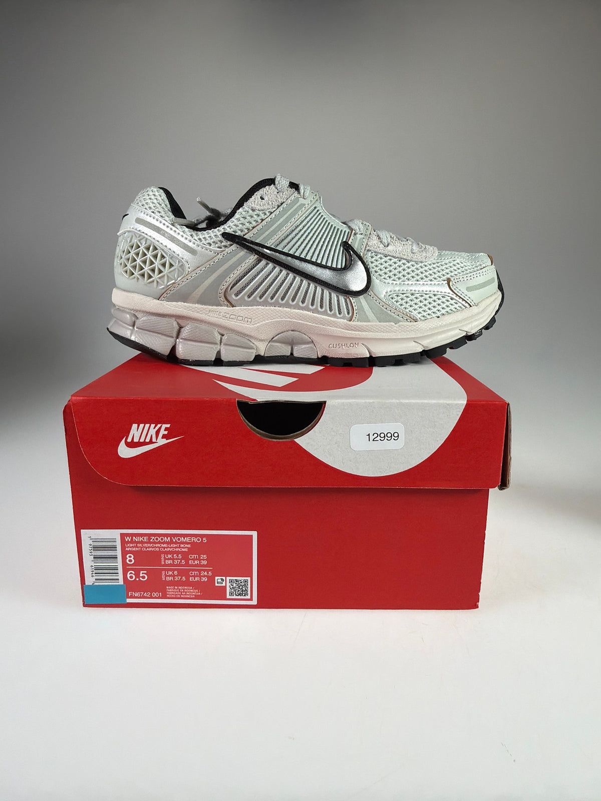 Nike Zoom Vomero 5 Damen - Größe EU 39 #12999