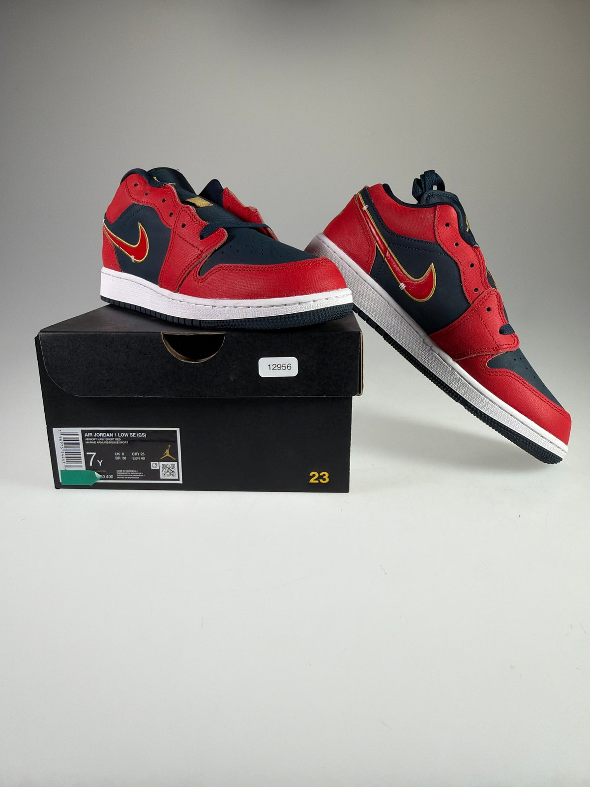 Air Jordan 1 Low SE (GS) - Größe EU 40 #12956