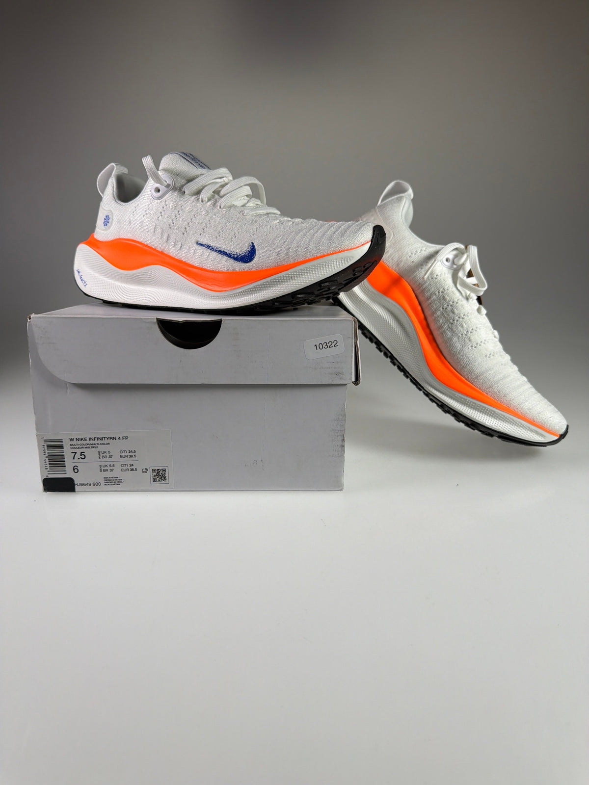 W NIKE INFINITYRN 4 FP - Größe 38.5 #10322