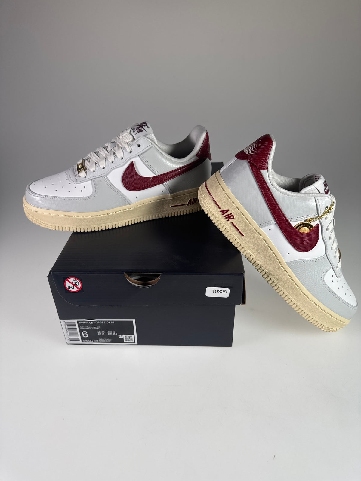 WMNS AIR FORCE 1 '07 SE - Größe 36.5 #10328