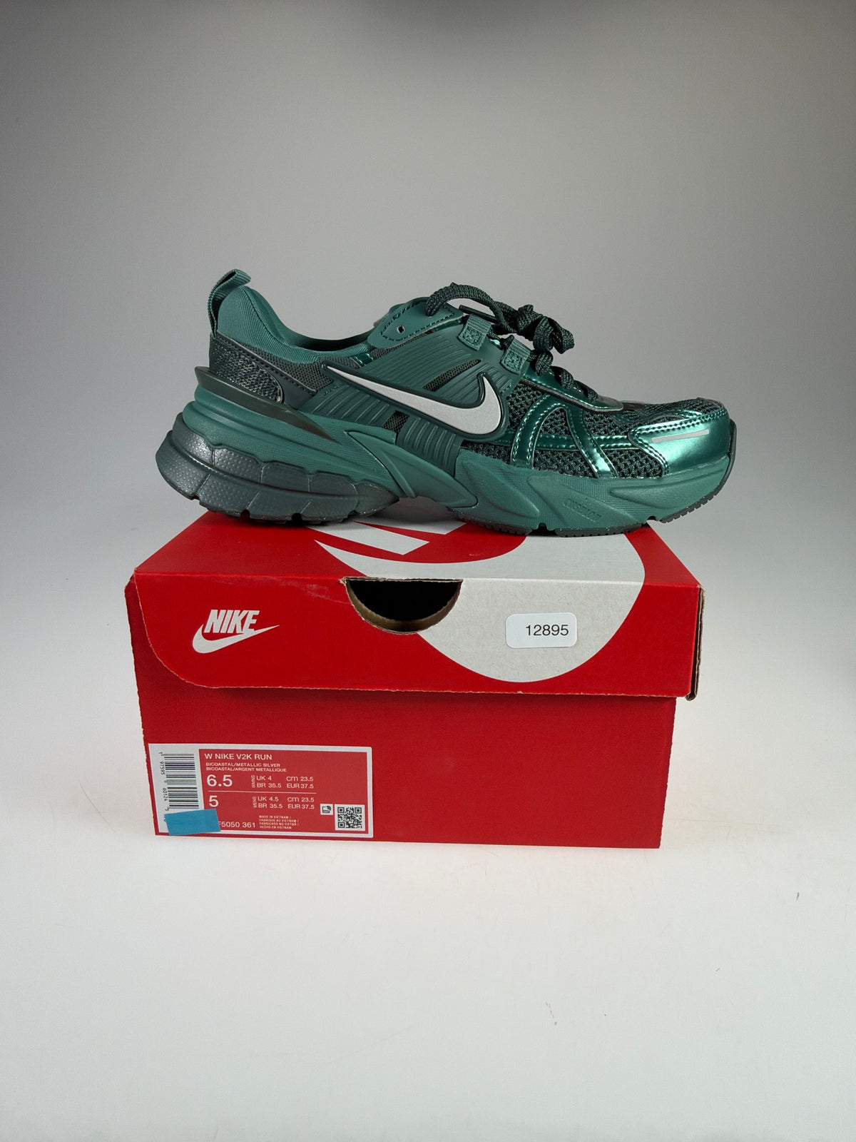 Nike V2k Run Damen - Größe EU 37,5 #12895