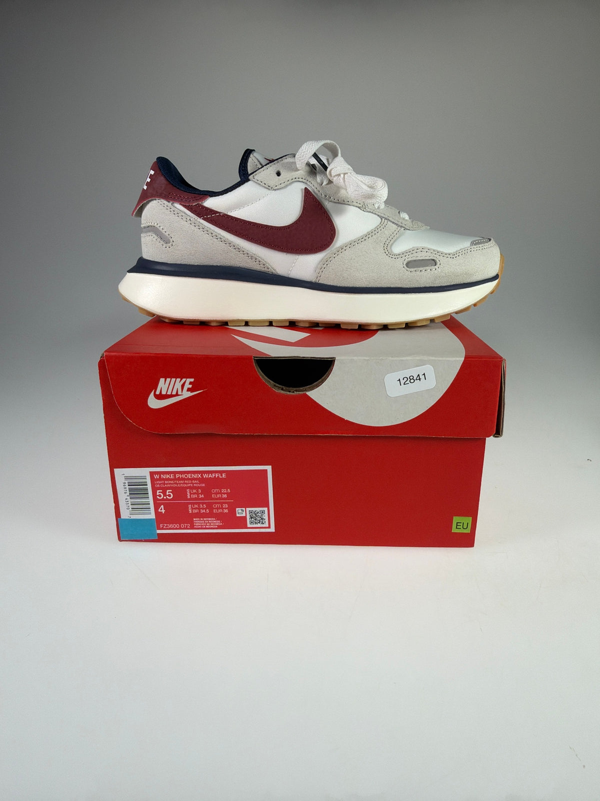 Nike Phoenix Waffle Damen - Größe EU 36 #12841
