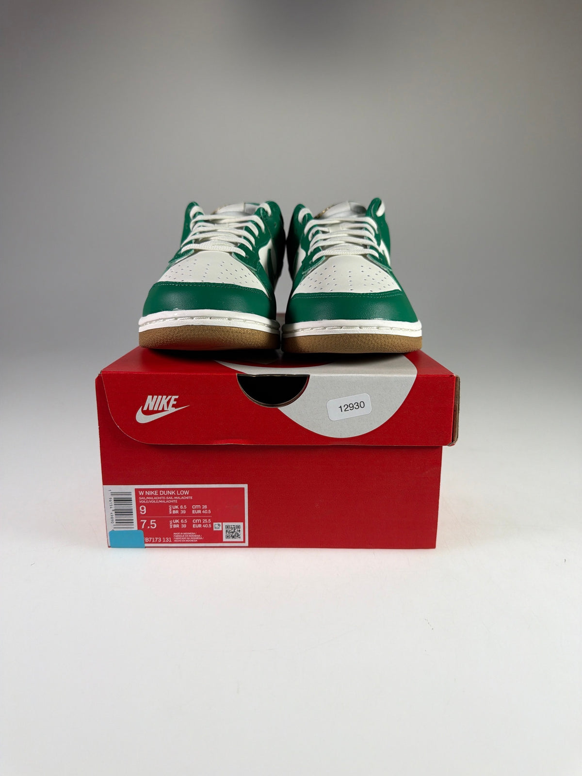 Nike Dunk Low - Größe EU 40,5 #12930
