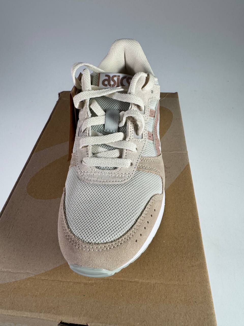 ASICS LYTE CLASSIC Damen-Sneaker Birch/Dusty Steppe – Vorderansicht