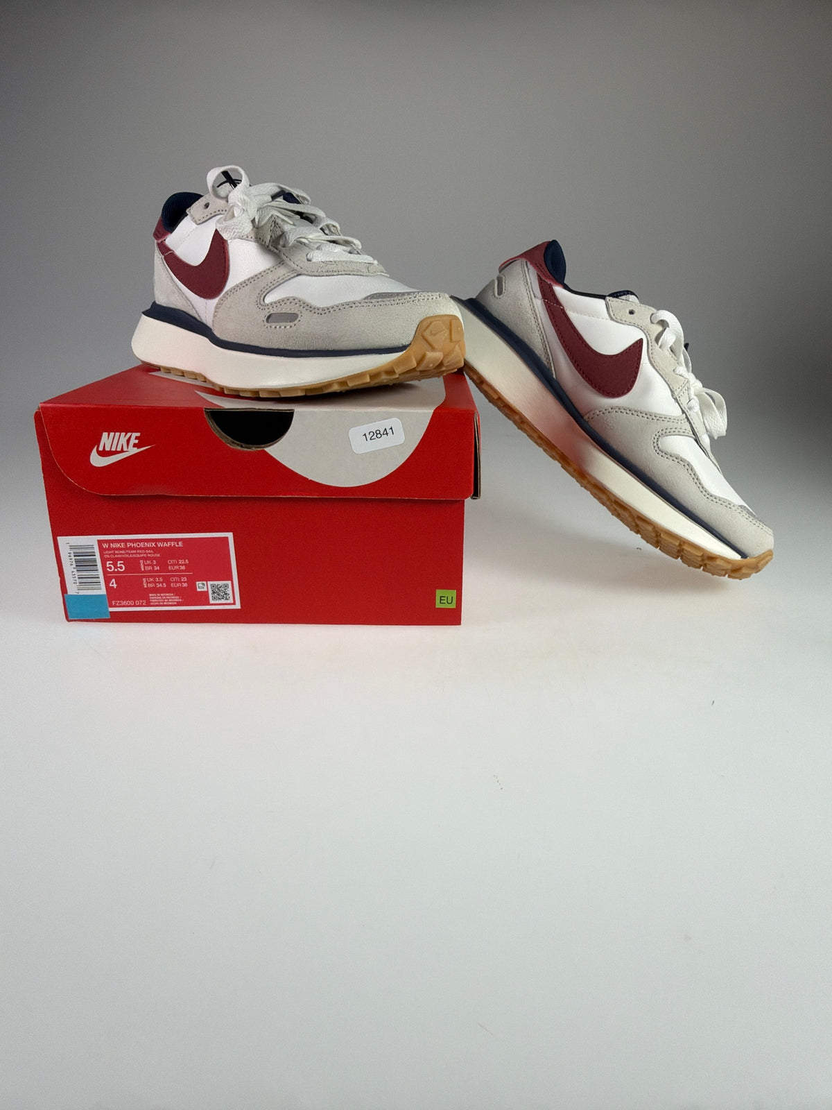 Nike Phoenix Waffle Damen - Größe EU 36 #12841