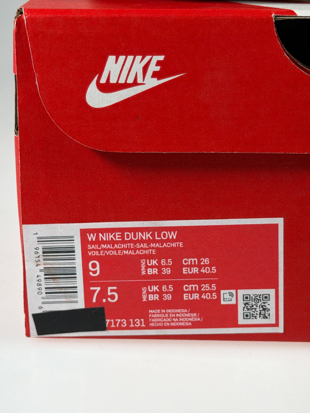 Nike Dunk Low Damen - Größe EU 40,5 #12985