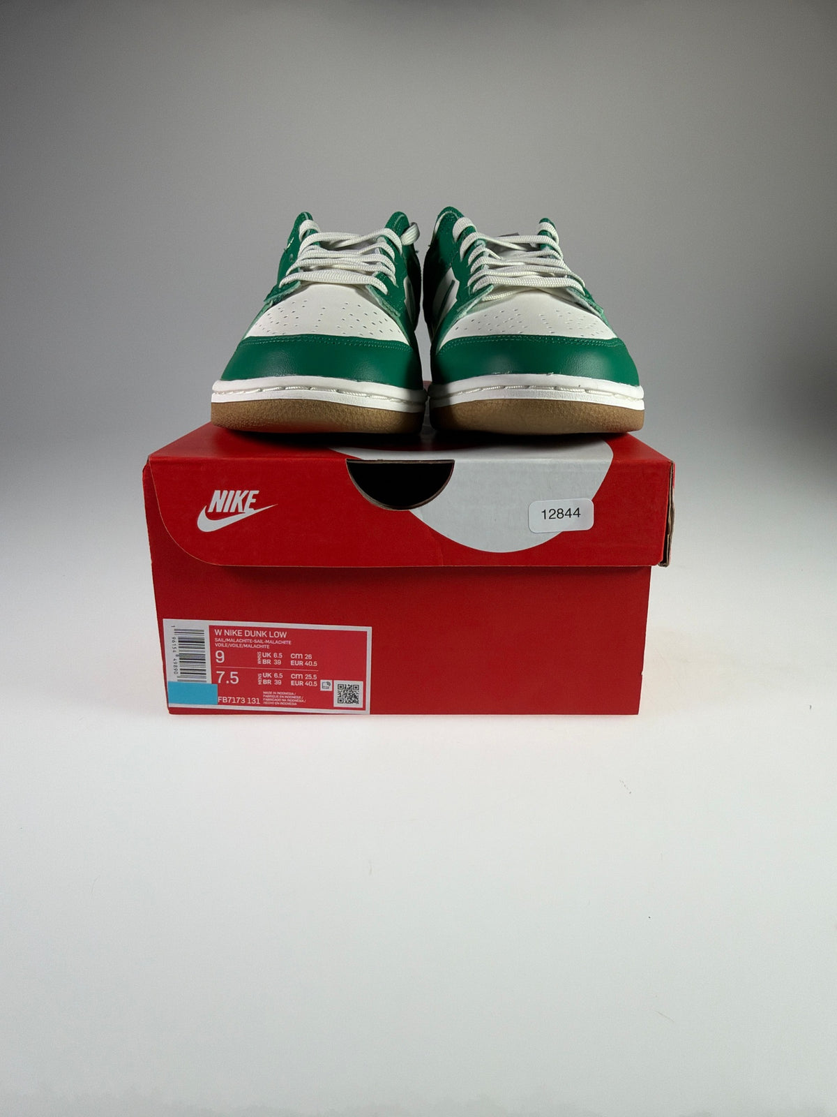 Nike Dunk Low Damen - Größe EU 40,5 #12844