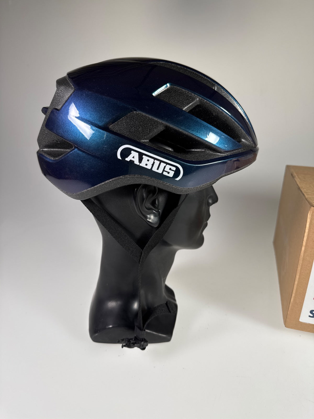 ABUS WingBack Fahrradhelm - Größe 51-55cm #10643