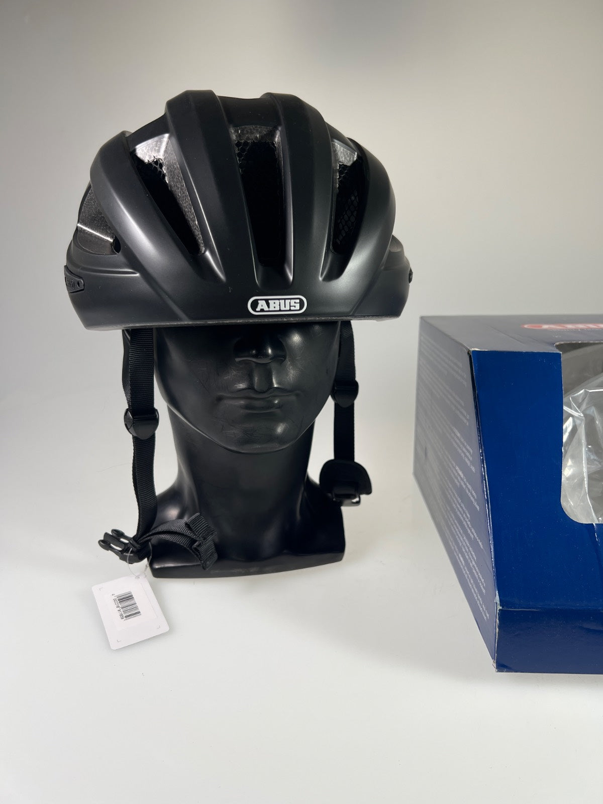 ABUS Macator Fahrradhelm - Größe 58-62cm #10534