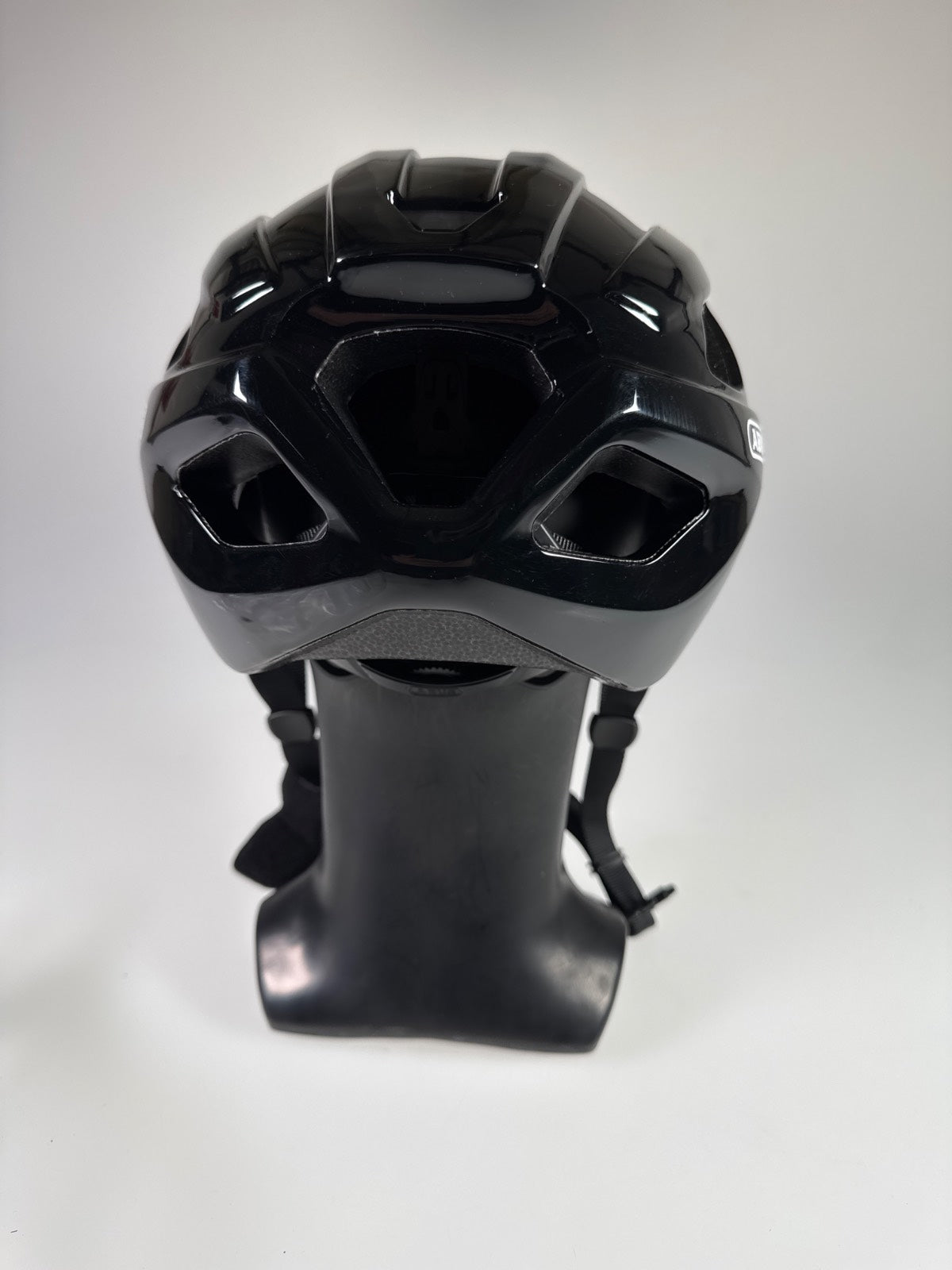 ABUS Macator Fahrradhelm - Größe 52-58cm #10917