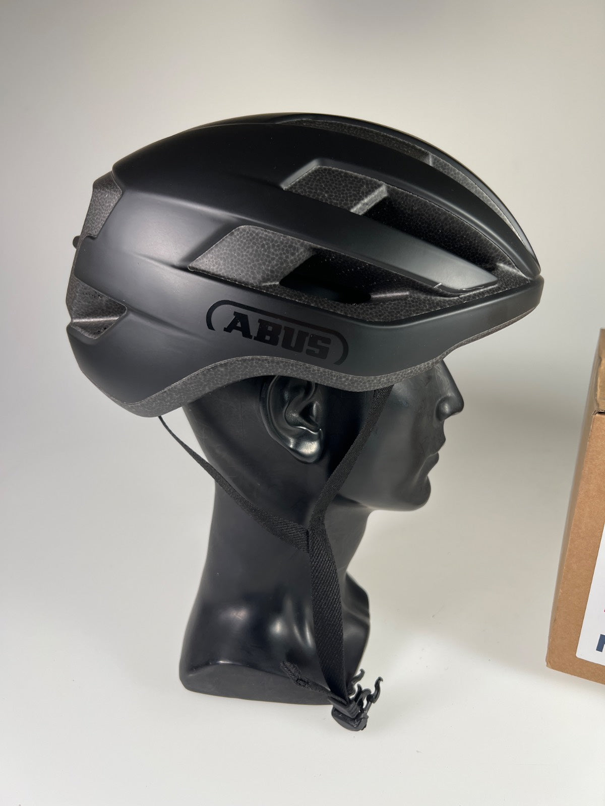 ABUS WingBack Fahrradhelm - Größe 54-58cm #10610