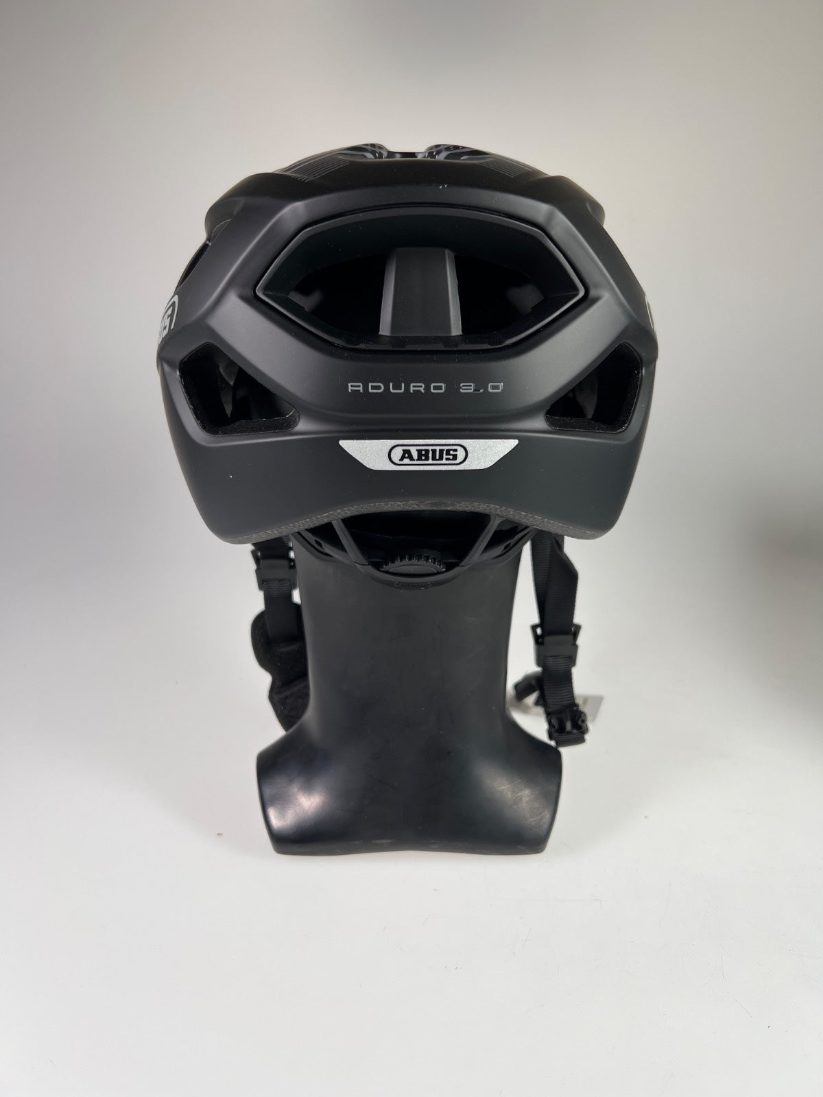ABUS Aduro 3.0 Fahrradhelm - Größe 58-62cm #10502