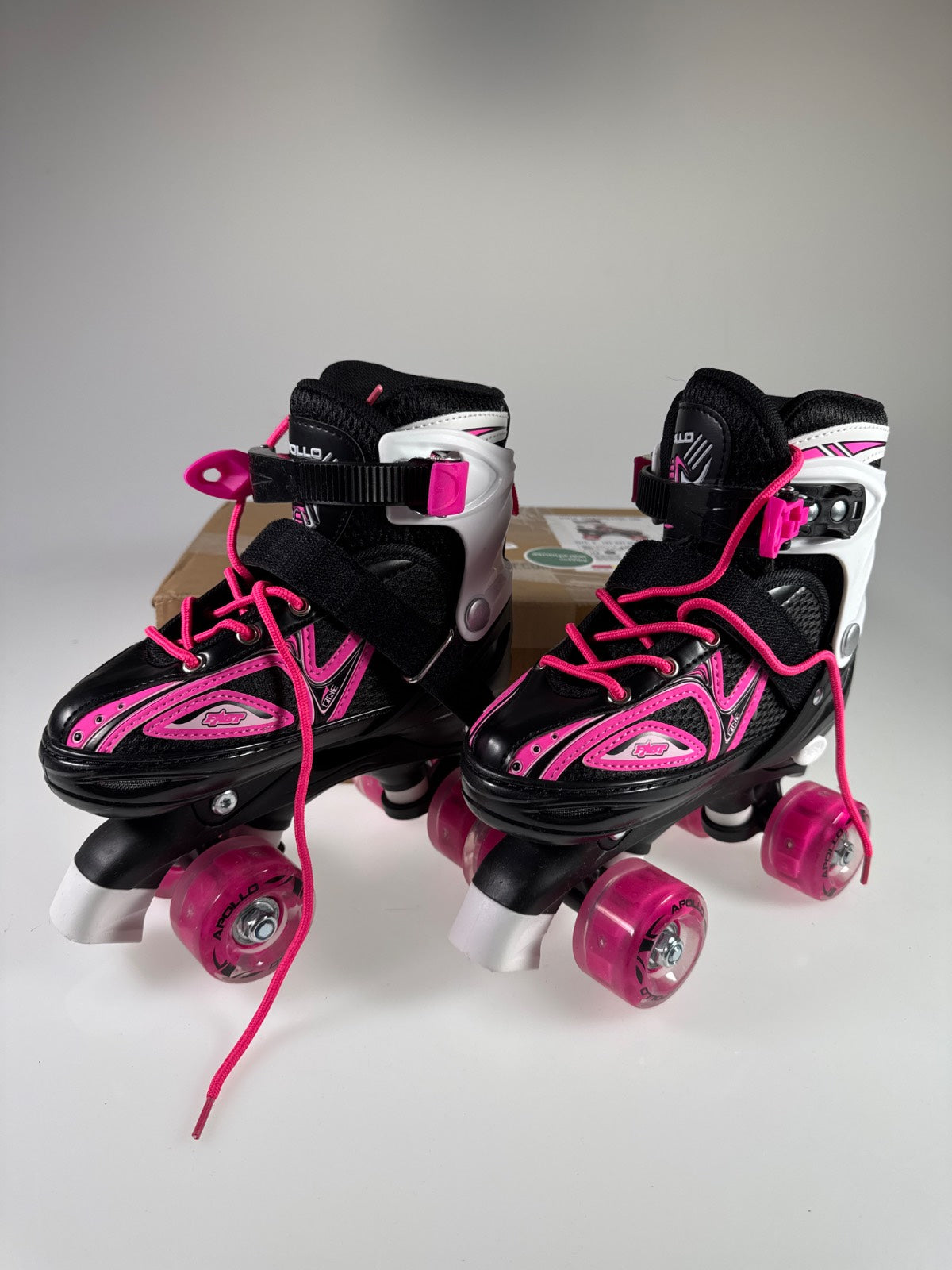 Apollo Super Quad X Pro verstellbare LED-Rollschuhe Gr. 31-34 #10948