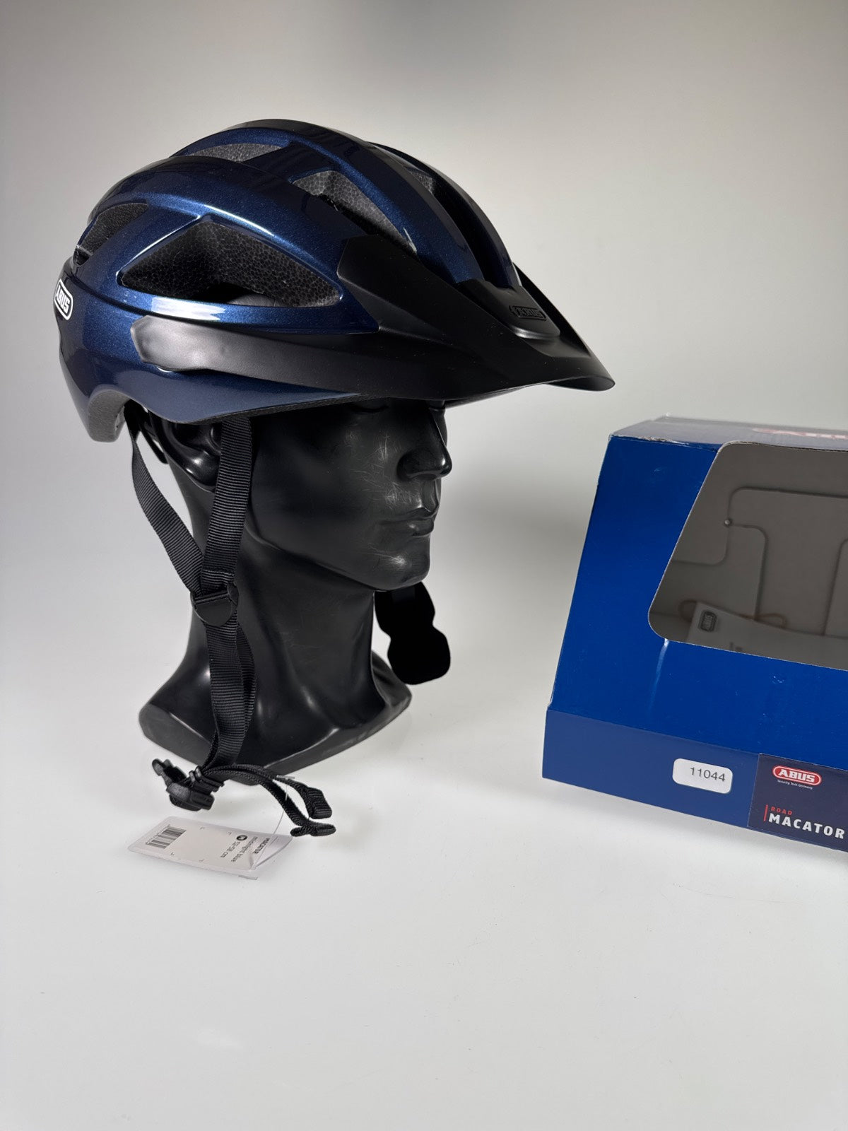ABUS Macator Fahrradhelm - Größe 52-58cm #11044