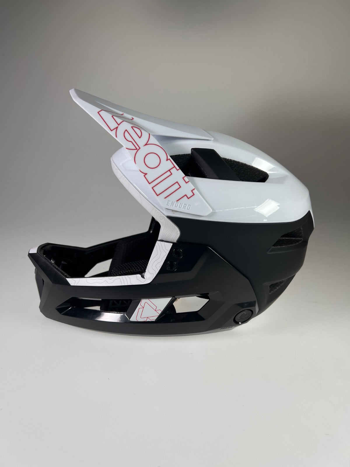 Leatt MTB Enduro 3.0 V23 Fahrradhelm - Größe 51-55cm #10435