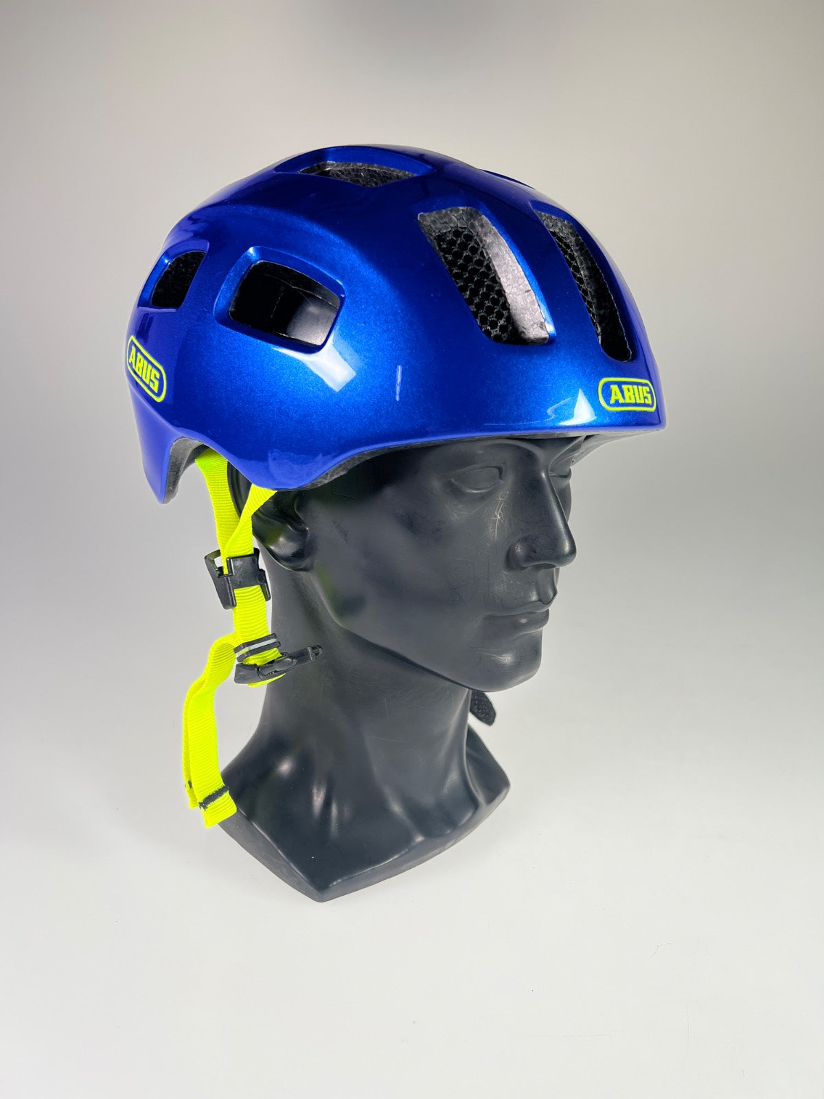 ABUS Youn-I 2.0 Fahrradhelm - Größe 52-57cm #10402