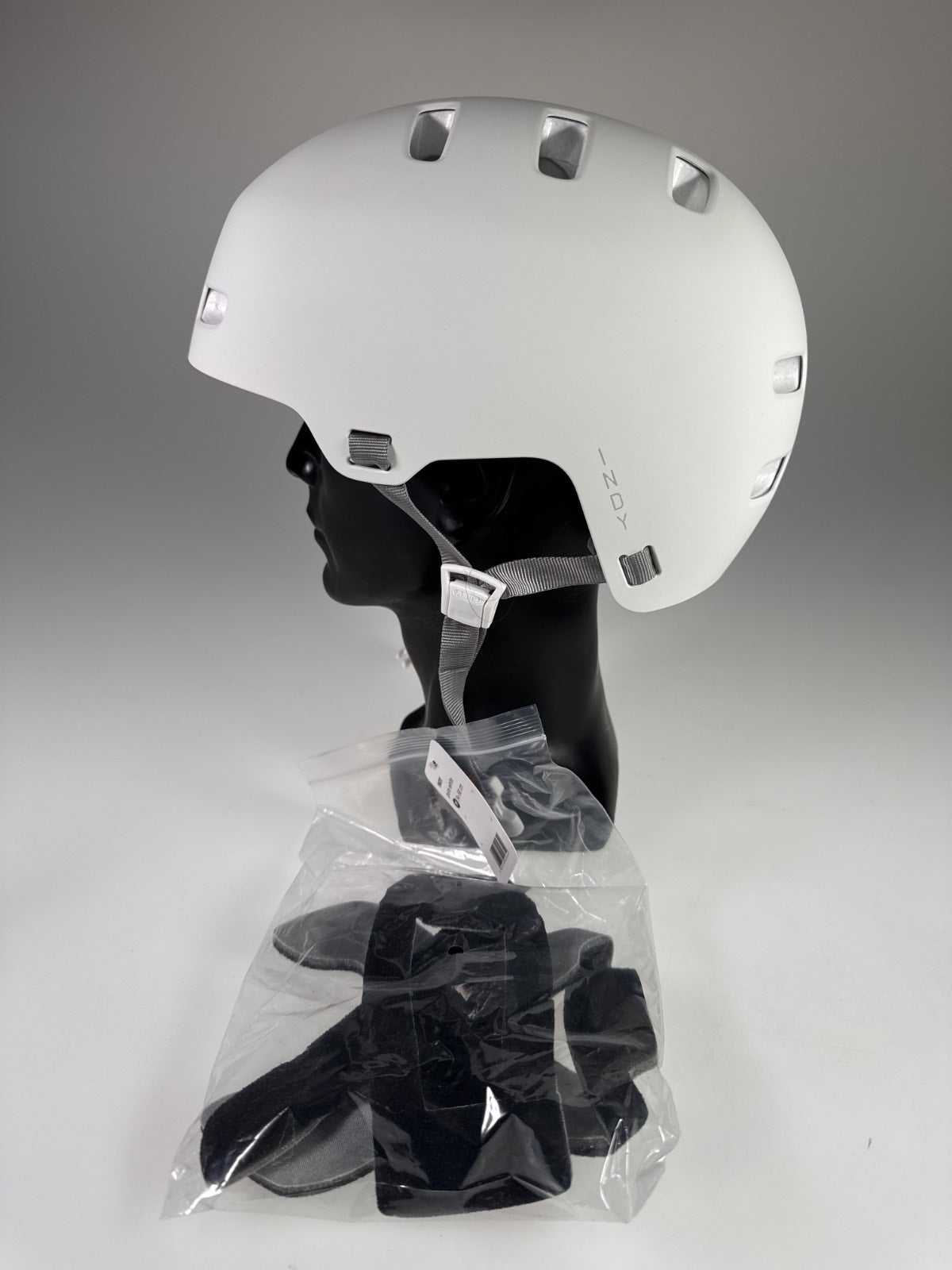 ABUS Indy Fahrradhelm - Größe 54-58cm #10364