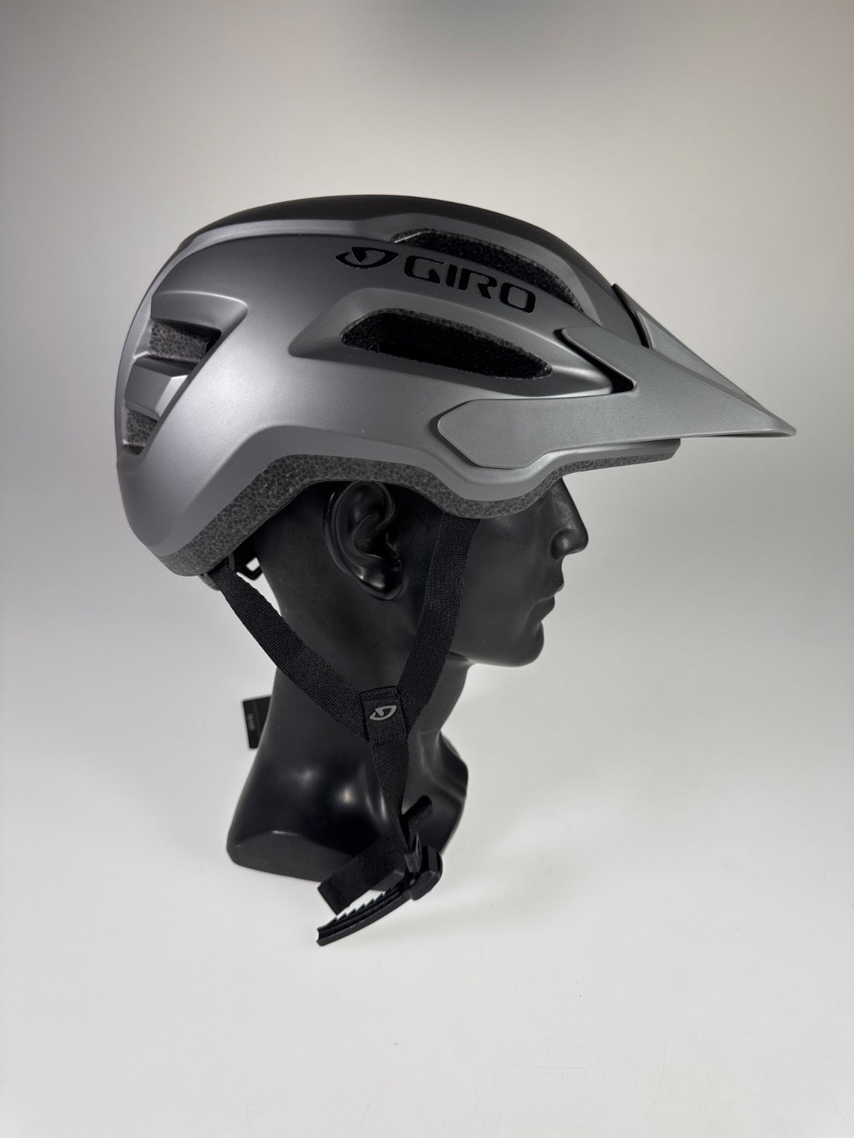 Giro Fixture II Fahrradhelm - Größe 54-61cm #10372