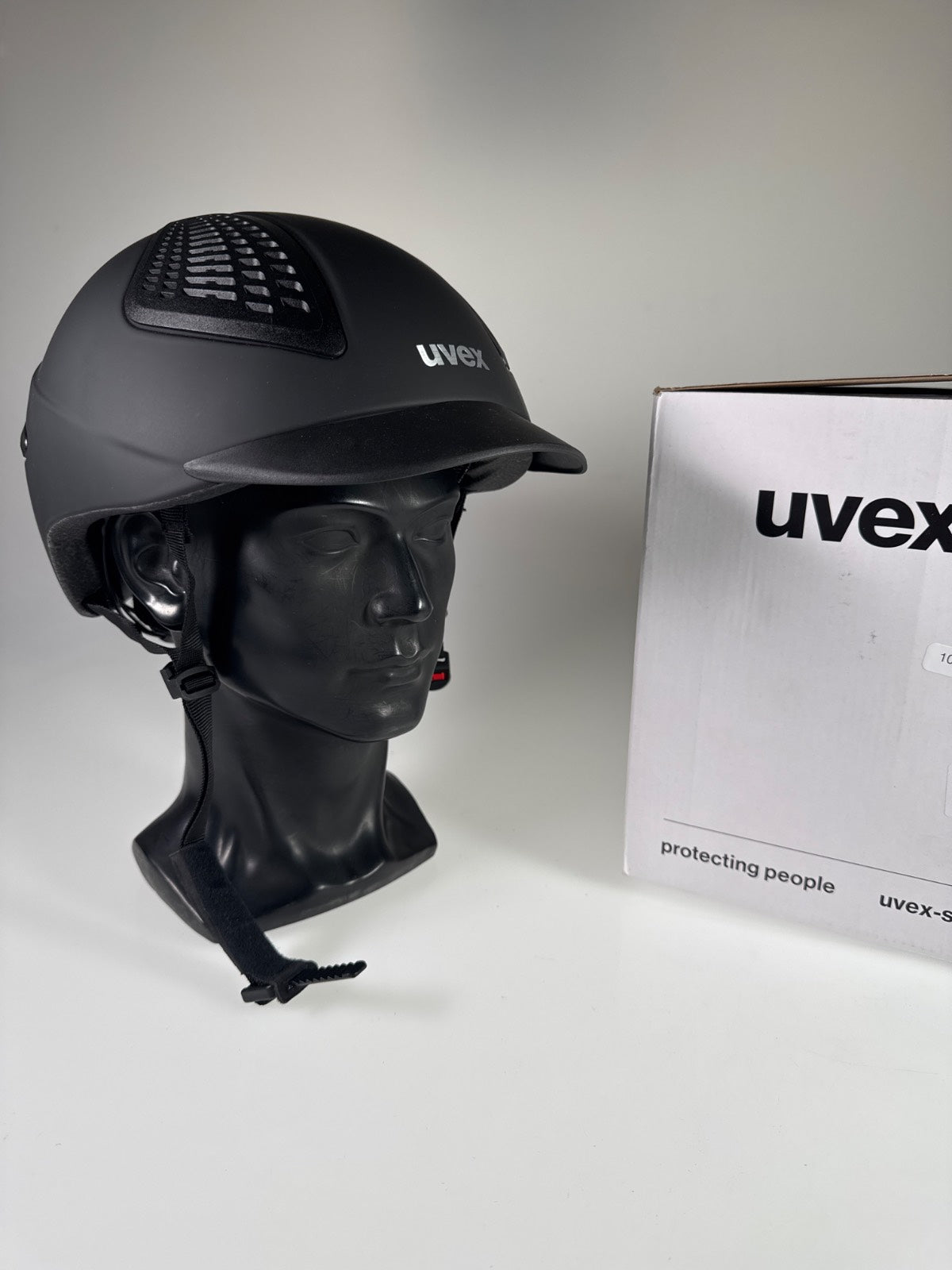 uvex Exxential III Reithelm - Größe 52-55cm #10718