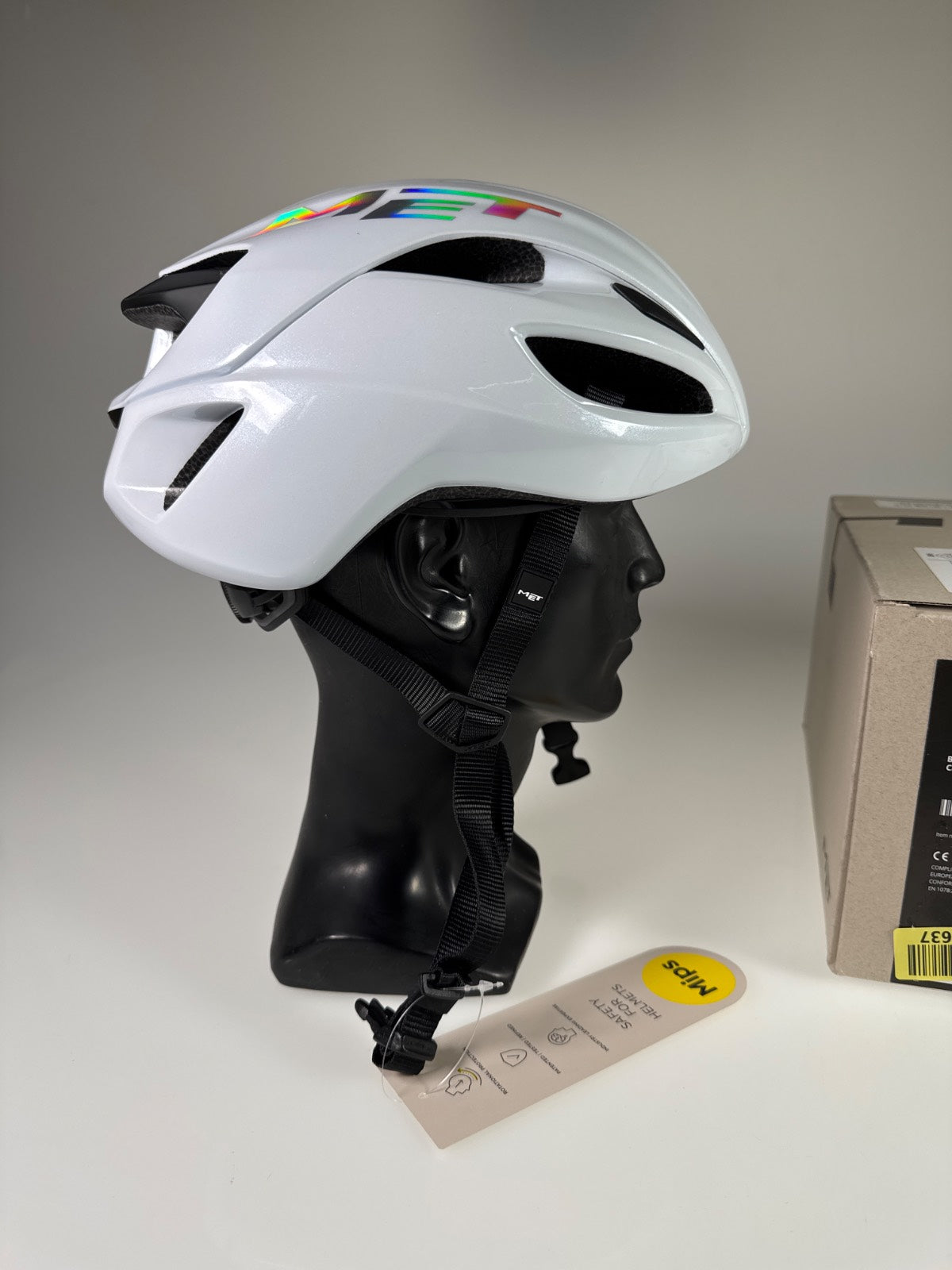 MET Rivale MIPS Fahrradhelm - Größe 56-58cm #10775