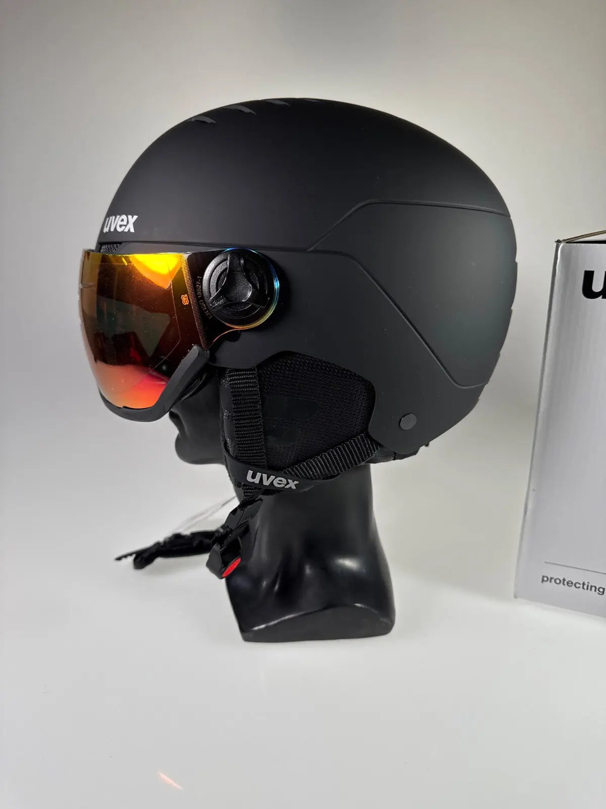 uvex Wanted Visor Skihelm - Größe 54-58cm #9041