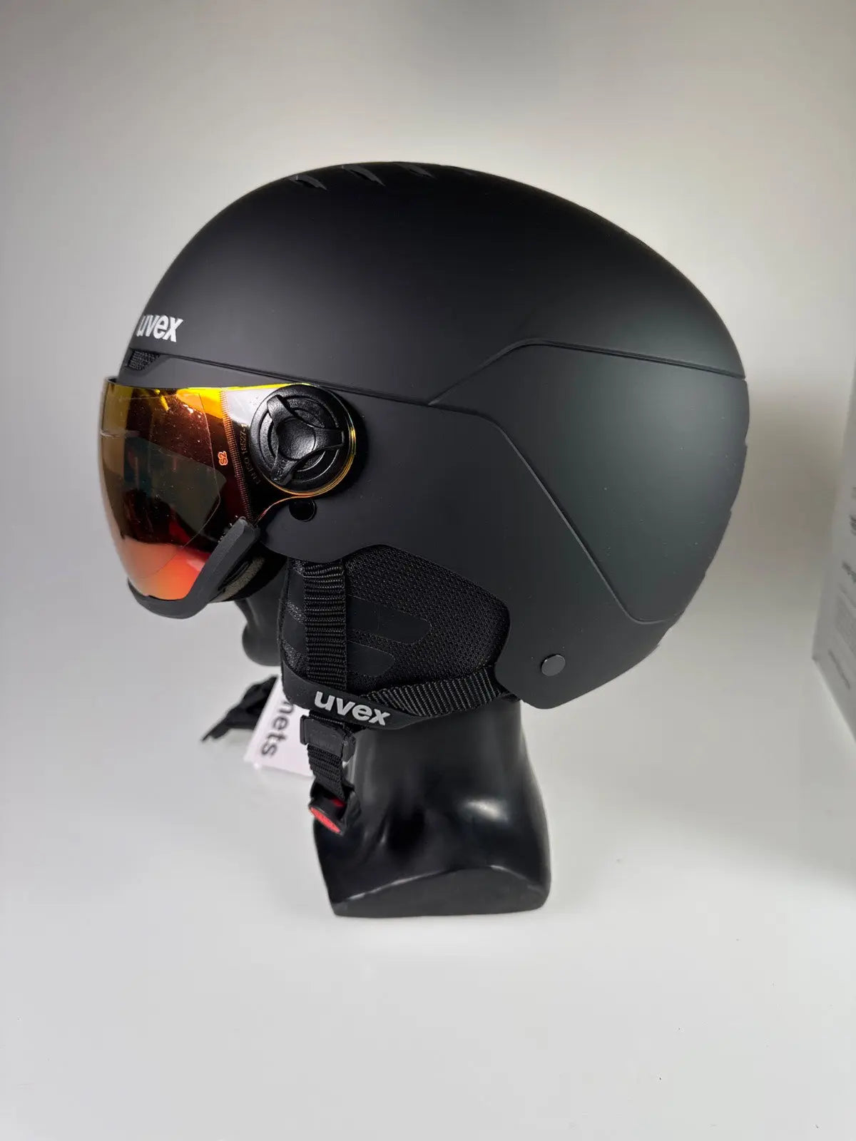 uvex Wanted Visor Skihelm - Größe 58-61cm #9025